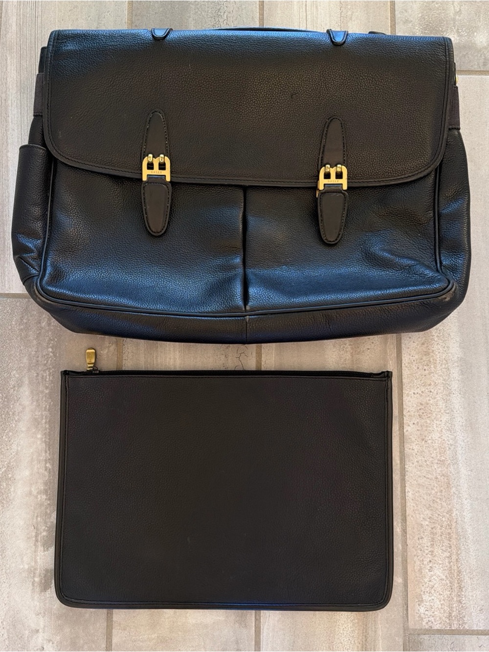 Vintage BALLY Black Leather Briefcase Messenger Bag Gold B Logo Buckles Satchel